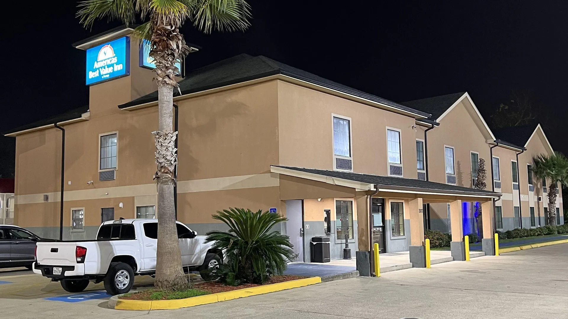 4 Top-Rated Beach Hotels in Acadiana to Book Now