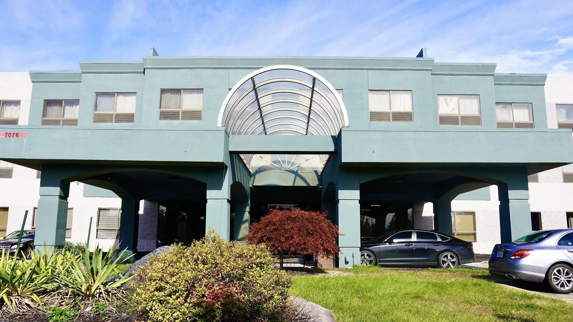 4 Business Hotels in Detroit Metro That Deliver