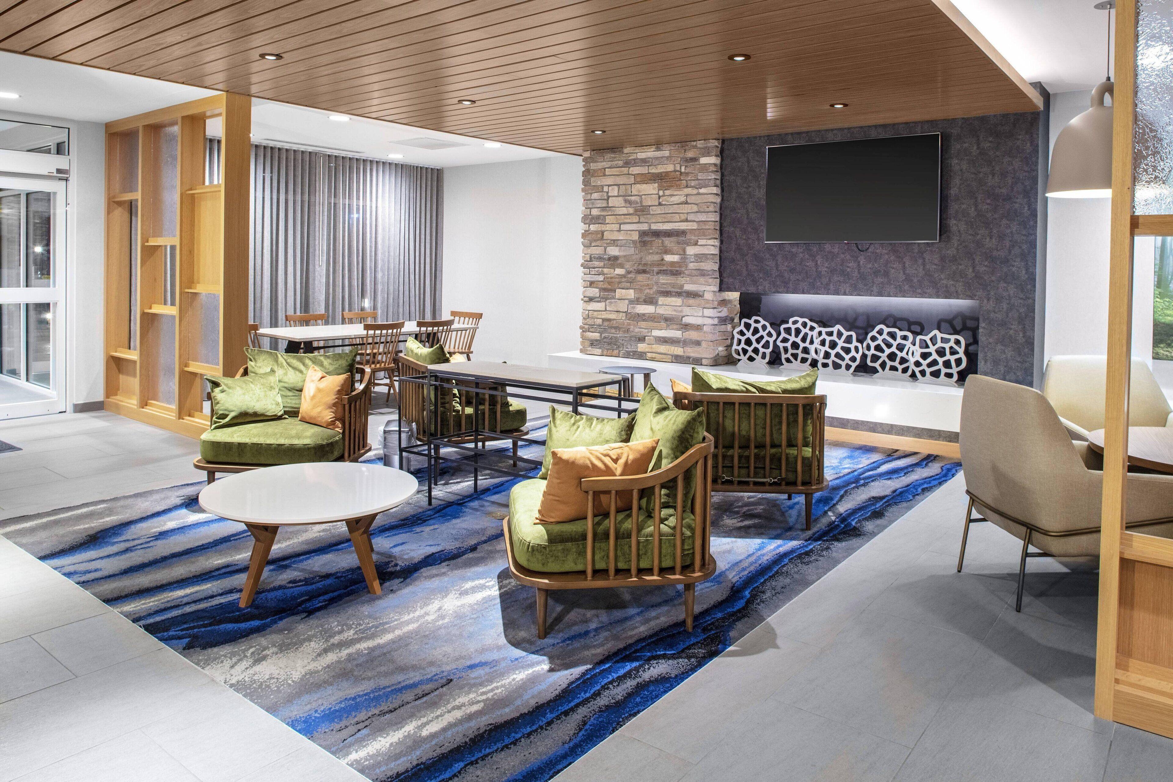 5 Indiana Hotels That Work Best for Solo Travelers